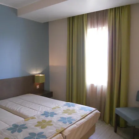 Hotel Inatel 3*
